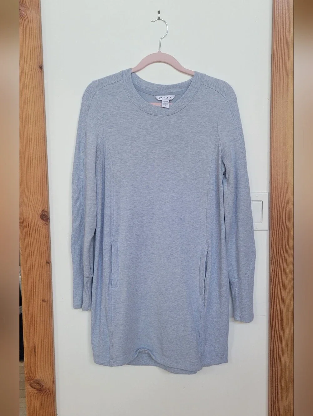 Athleta Dress-Light Gray Long Sleeve Tunic Dress With Hidden Pocket - Picture 1 of 5
